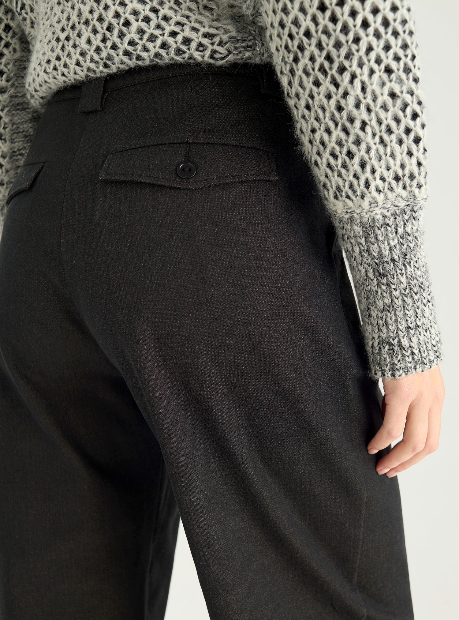Pantalon coupe barrel