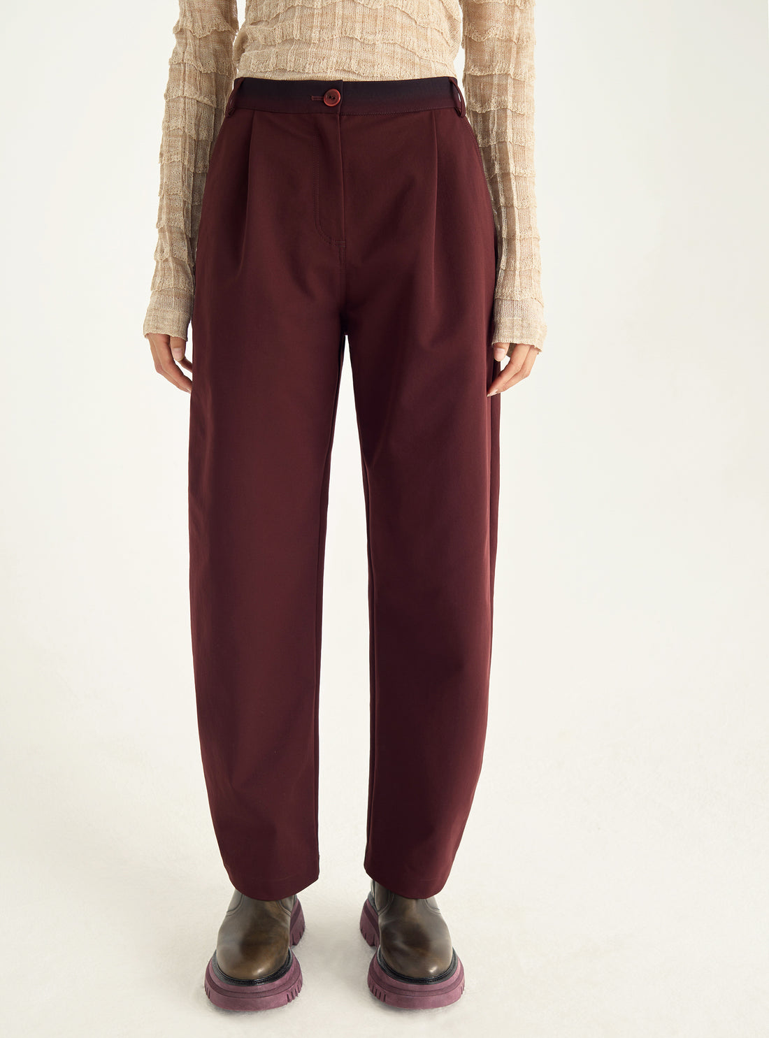 Barrel cut pants