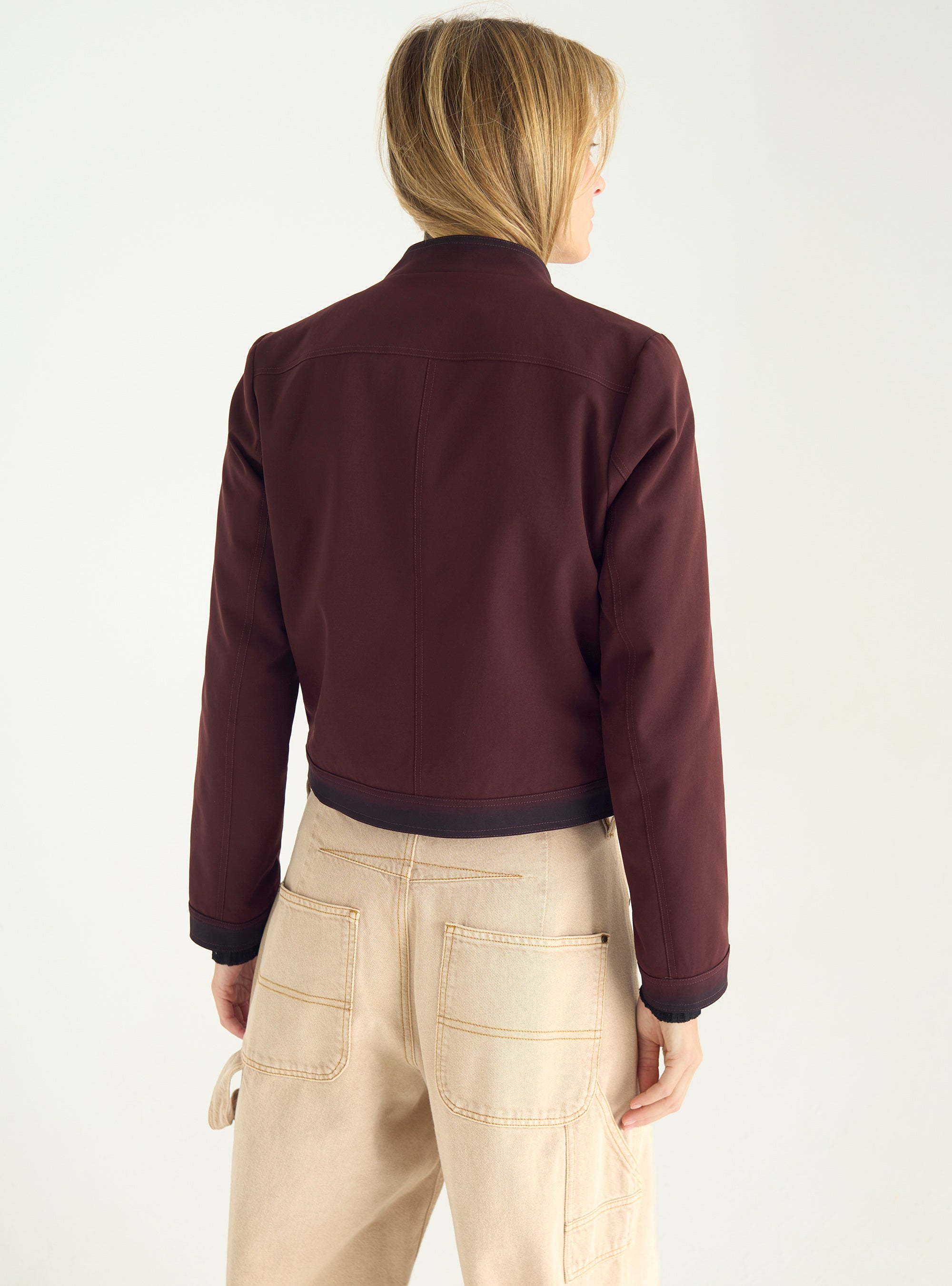 Kurze Jacke