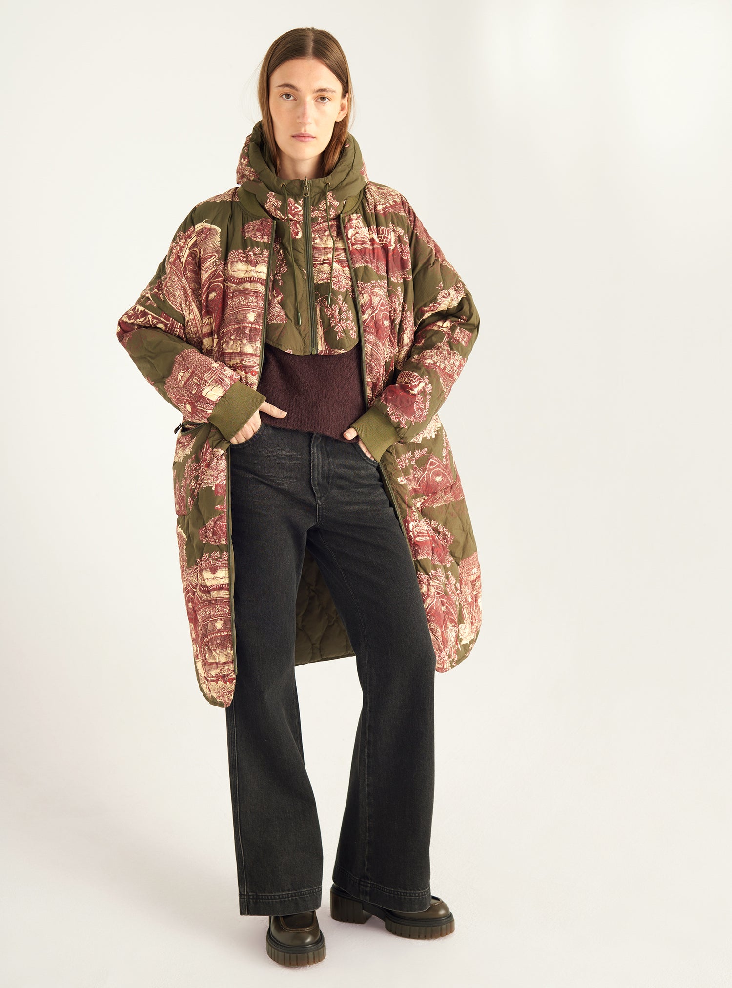 Lange wendbare Daunenjacke