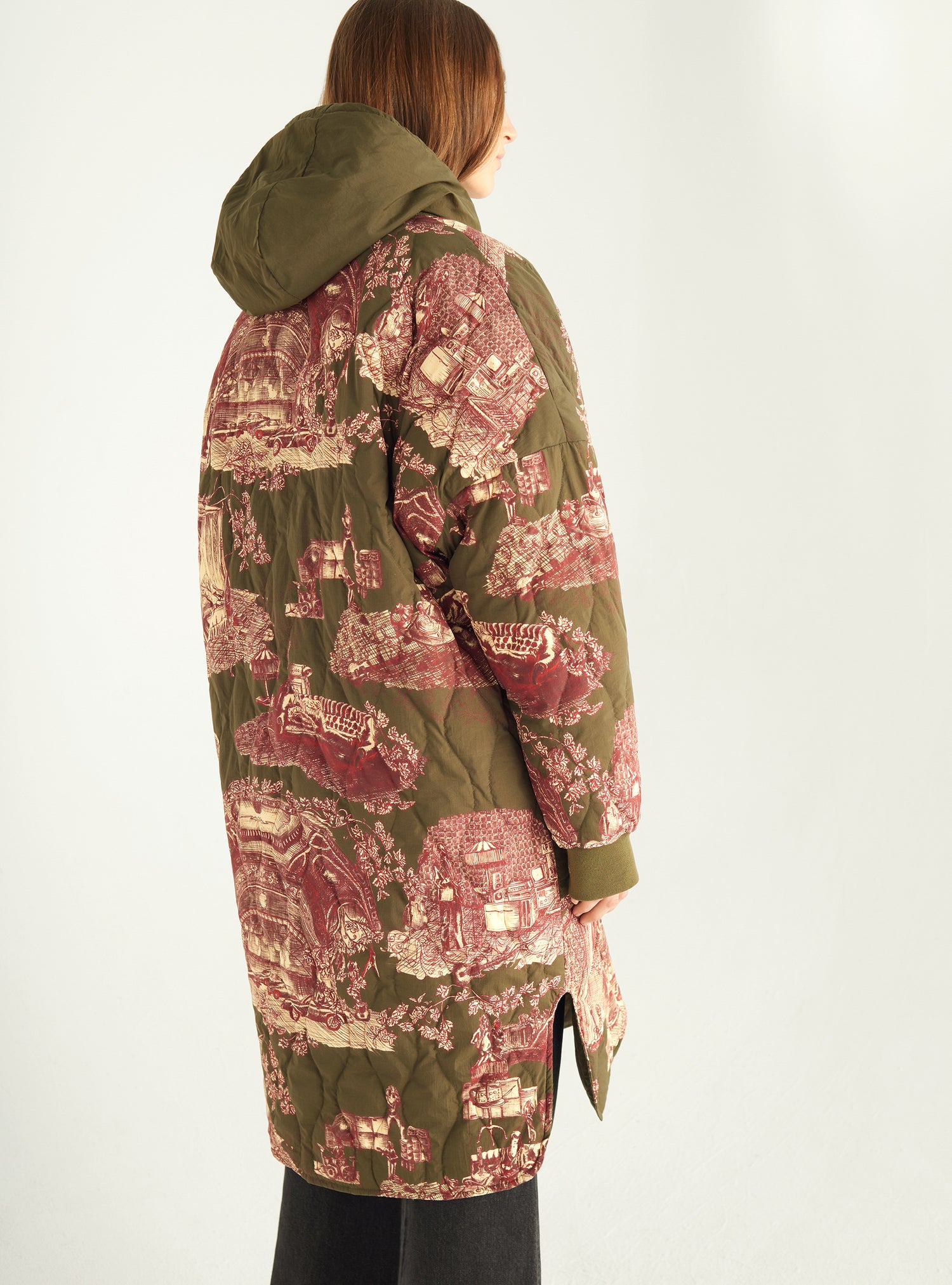 Lange wendbare Daunenjacke