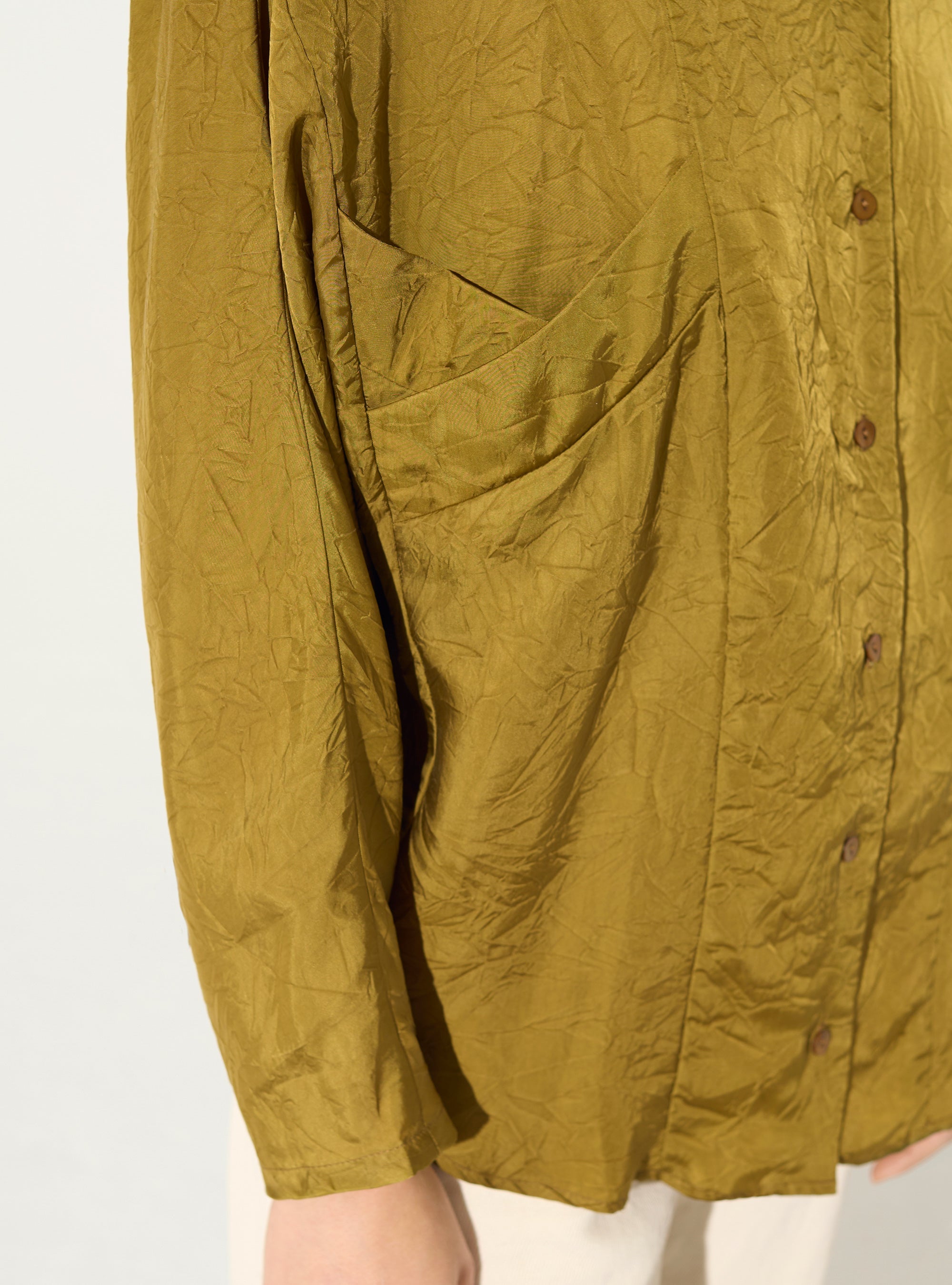 Oversized shirt in bronze cupro