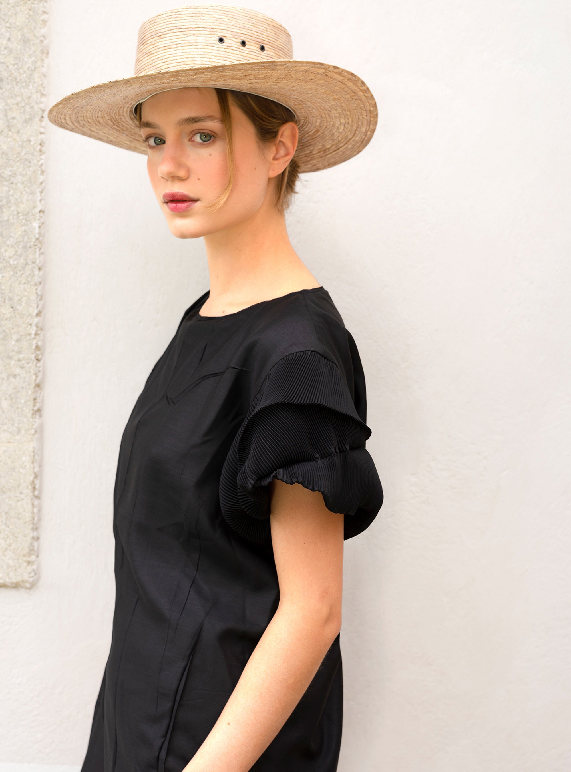 Robe droite plissée noir Cotélac 