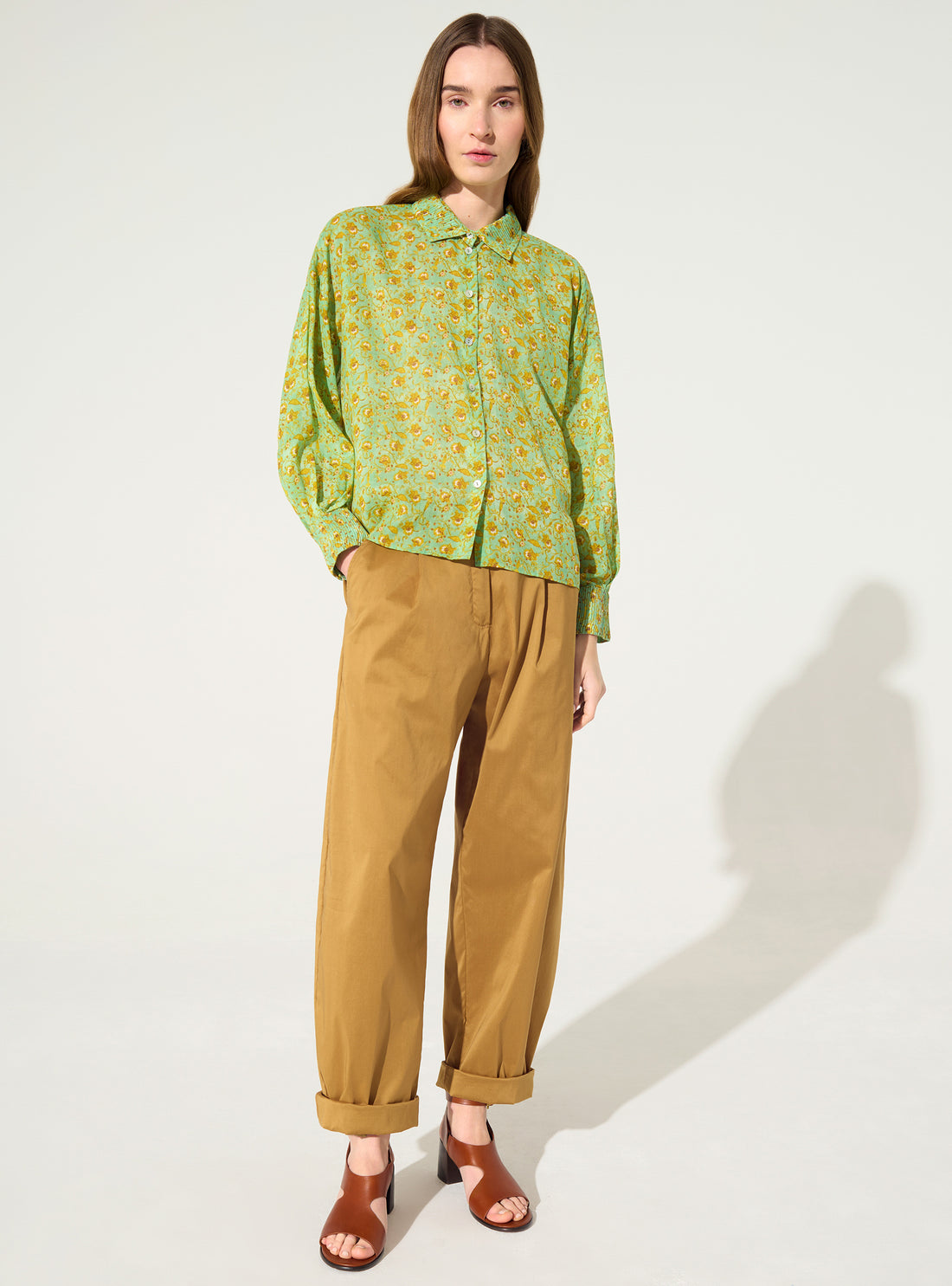 Chemise oversize plissée imprimée en coton vert