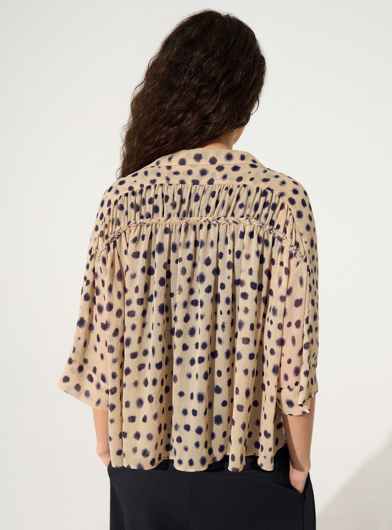 Oversized XXL shirt with pink house print