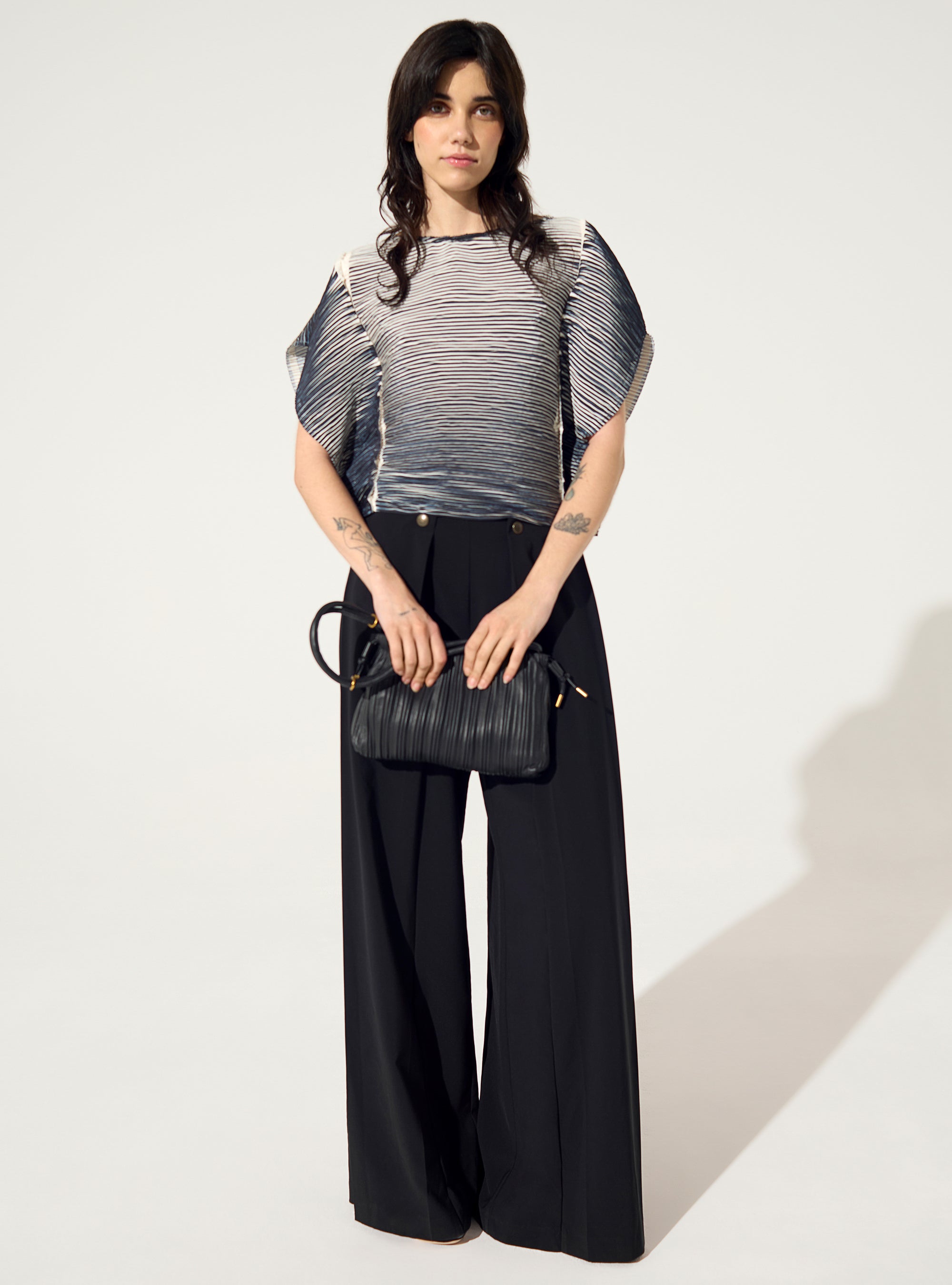 Black pleated straight blouse