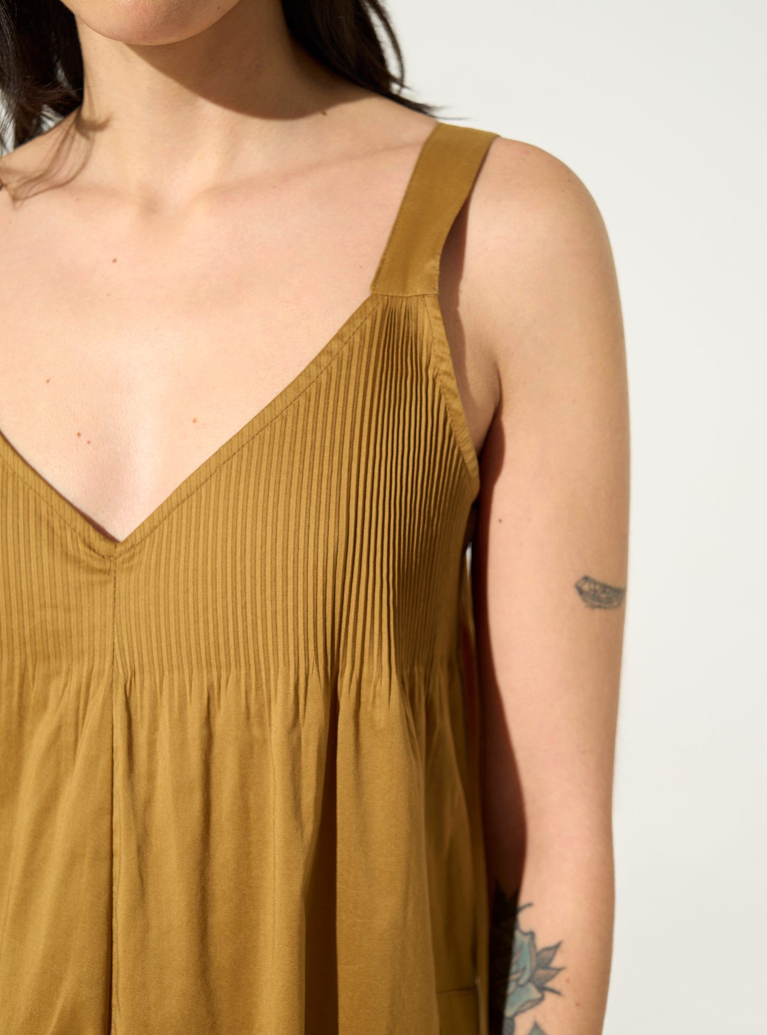 Robe longue plissée en coton marron
