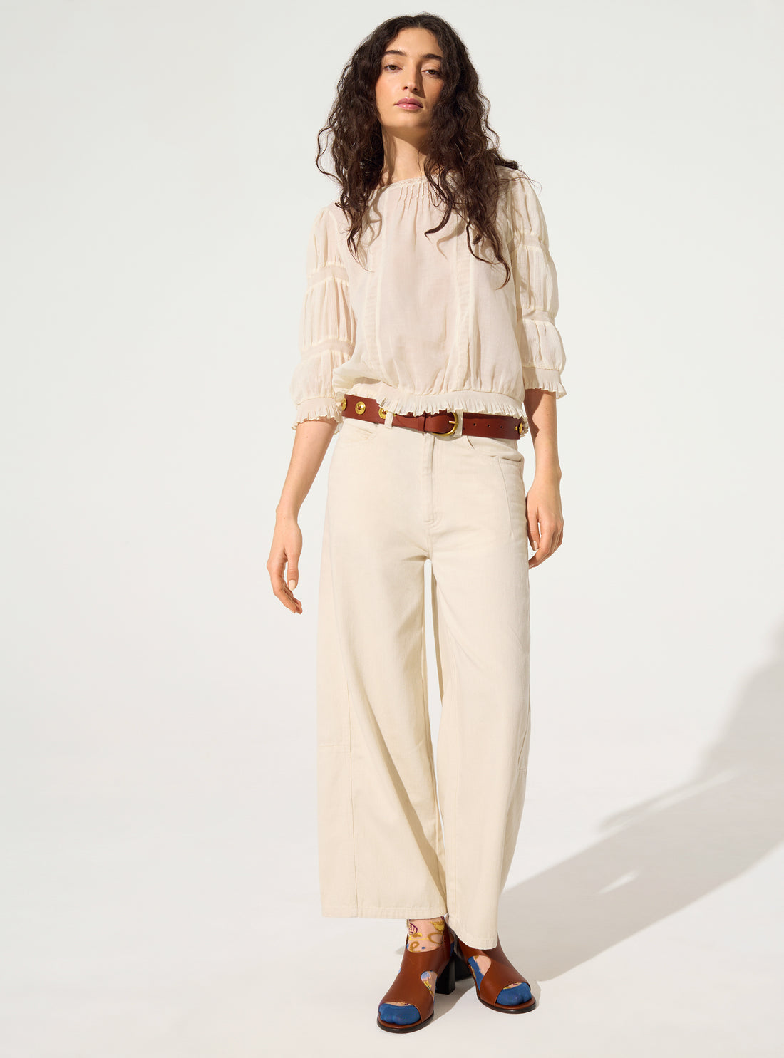 weiße Baumwolljeans