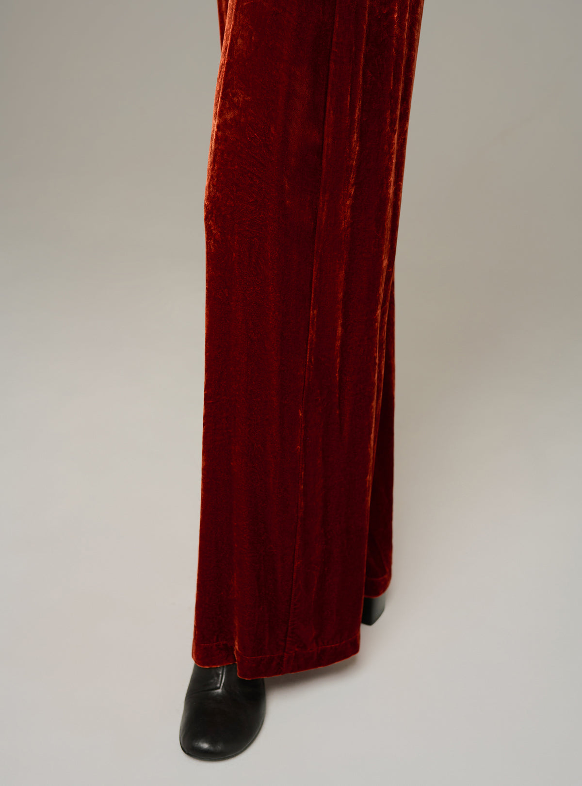 Pantalon large en velours de viscose et soie