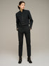 Schwarze Hose mit geradem Bein